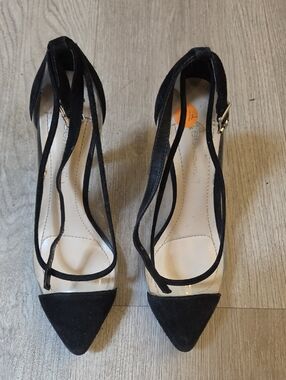 BCBGeneration Black Strappy Pointed-Toe Ankle Tie Heels